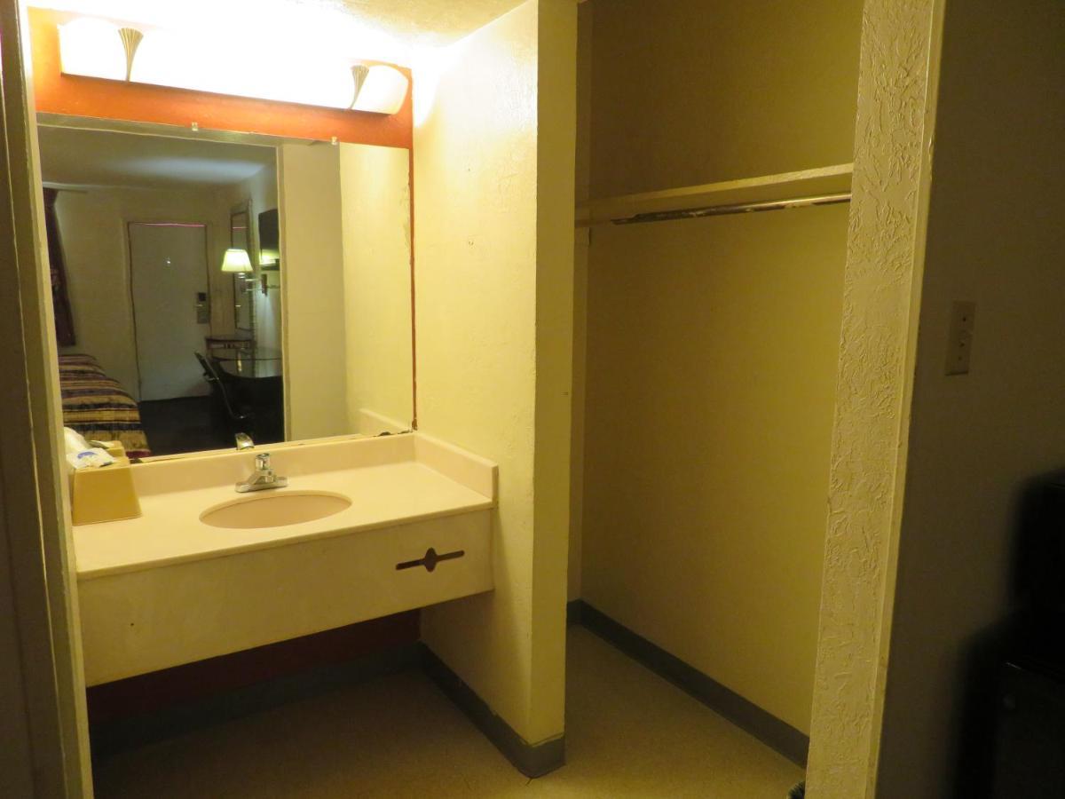 Travel Inn Бомонт Екстер'єр фото